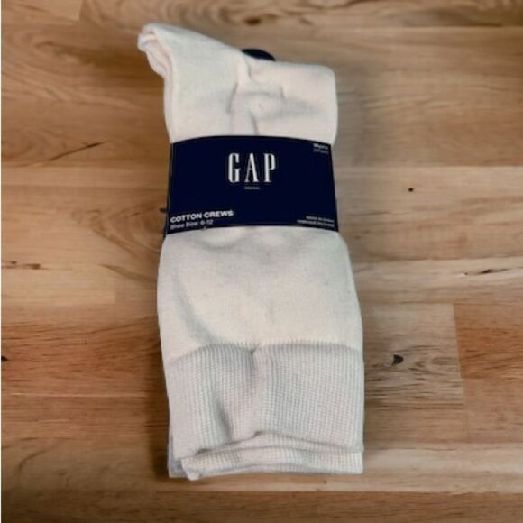 NWT GAP Men’s 3-Pack Cotton Crew Socks - Picture 1 of 6
